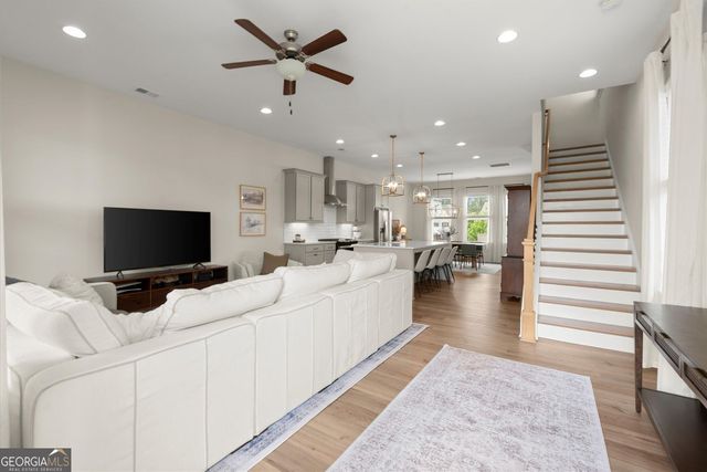 150 Harlow Circle, Roswell, GA 30076