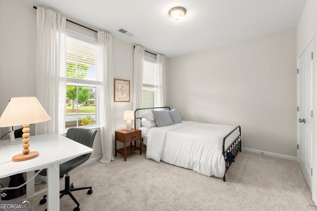 150 Harlow Circle, Roswell, GA 30076