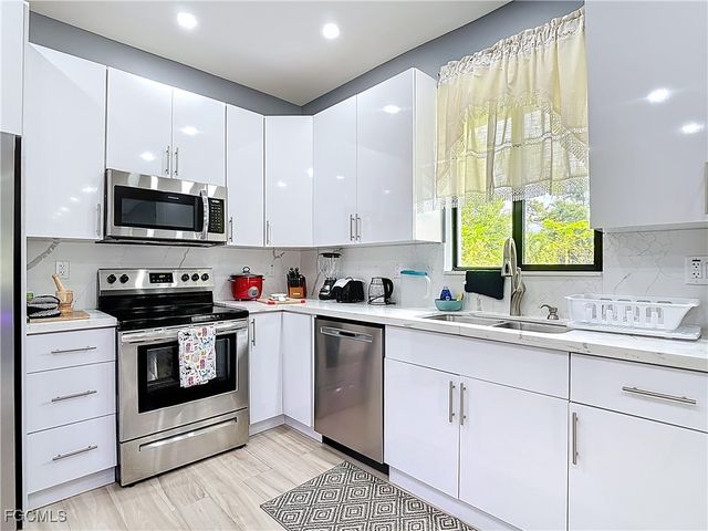 320 N Palomino ST, Clewiston, FL 33440