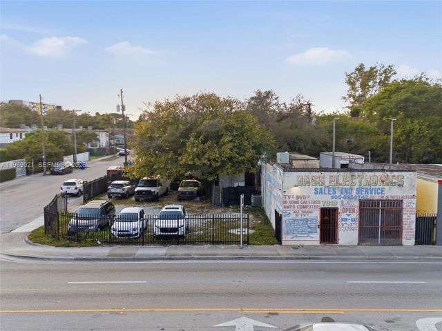 7004 NW 7th Avenue, Miami, FL 33150