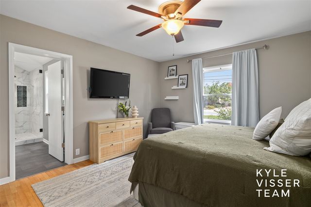 3030 Cascade Road, East Grand Rapids, MI 49506