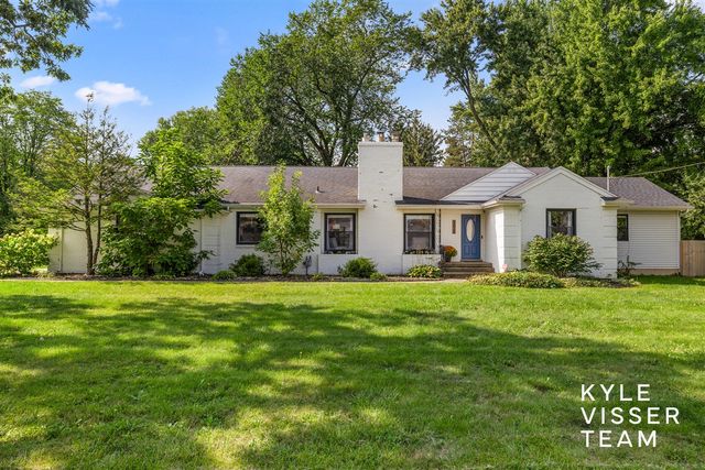 3030 Cascade Road, East Grand Rapids, MI 49506