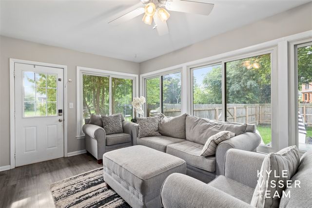 3030 Cascade Road, East Grand Rapids, MI 49506