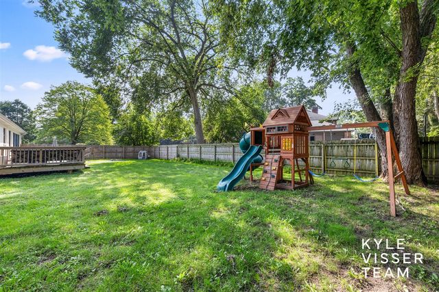 3030 Cascade Road, East Grand Rapids, MI 49506