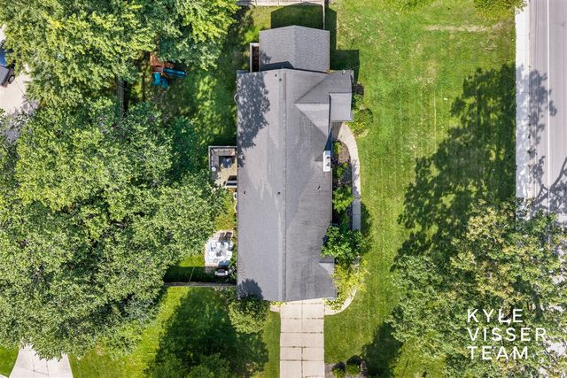 3030 Cascade Road, East Grand Rapids, MI 49506