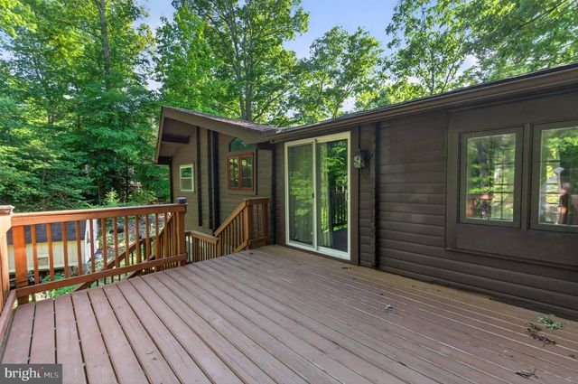 8480 CHESLEY DR, Lusby, MD 20657