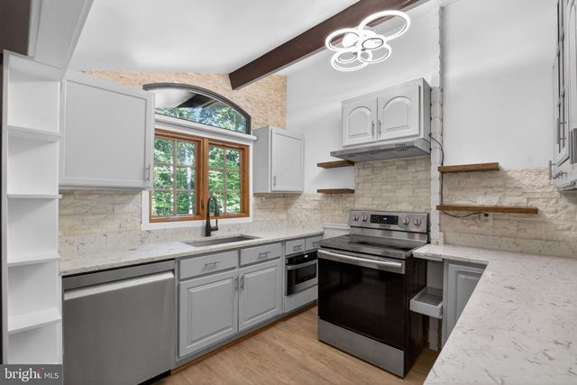 8480 CHESLEY DR, Lusby, MD 20657