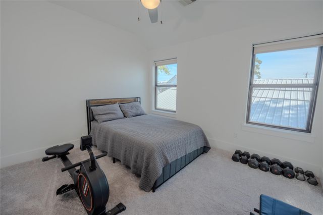 8810 Carousel Lane A, Houston, TX 77080