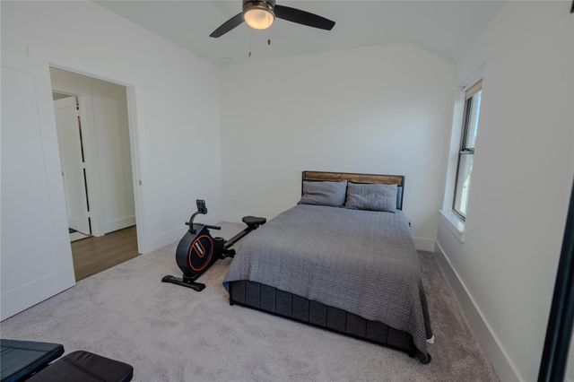 8810 Carousel Lane A, Houston, TX 77080