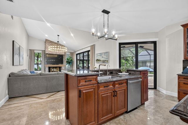 1985 Parkside Circle S, Boca Raton, FL 33486