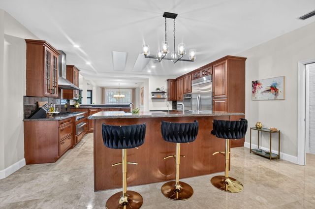 1985 Parkside Circle S, Boca Raton, FL 33486