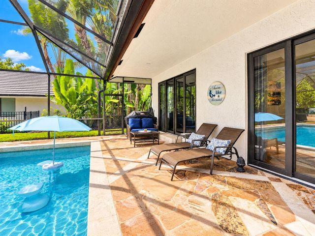 1985 Parkside Circle S, Boca Raton, FL 33486