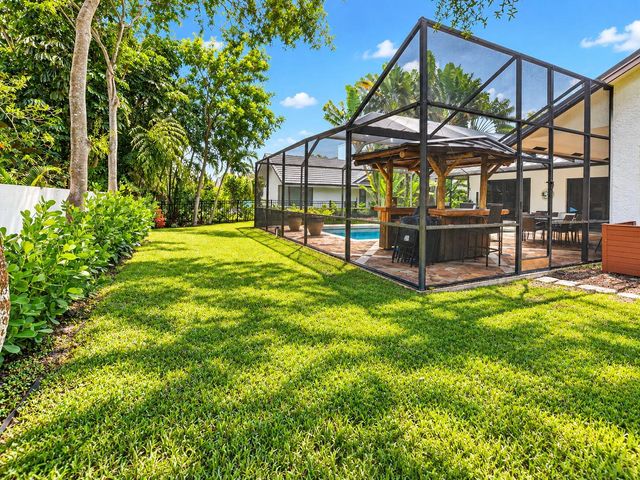 1985 Parkside Circle S, Boca Raton, FL 33486