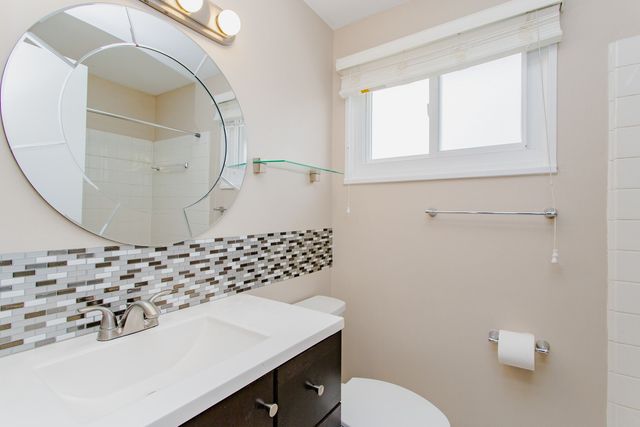 4852 Carol Street, Skokie, IL 60077