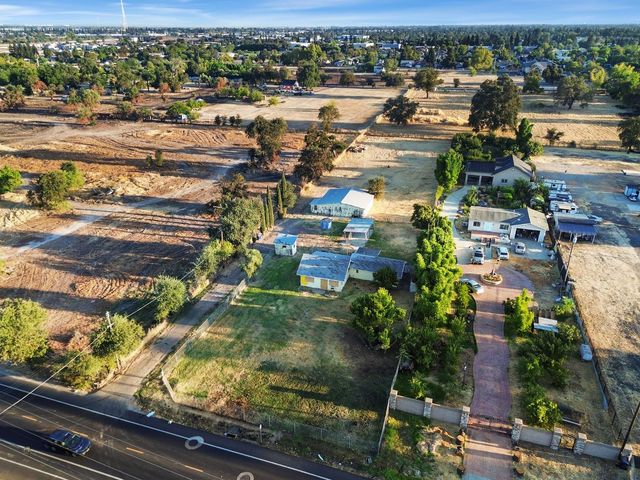 255 Silver Eagle Rd, Sacramento, CA 95838