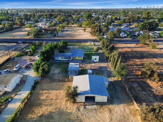 255 Silver Eagle Rd, Sacramento, CA 95838