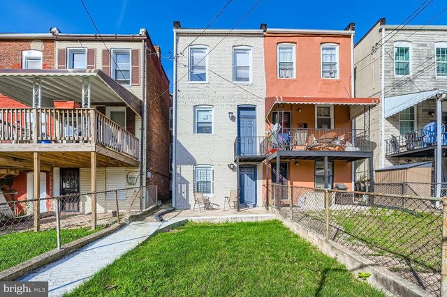 2225 HOMEWOOD AVE, Baltimore, MD 21218
