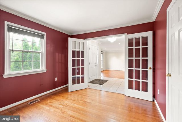 18 SOLITAIRE CT, Gaithersburg, MD 20878