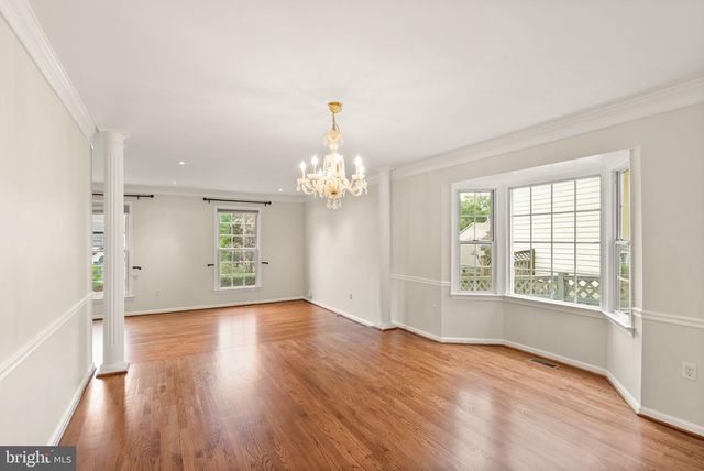 18 SOLITAIRE CT, Gaithersburg, MD 20878