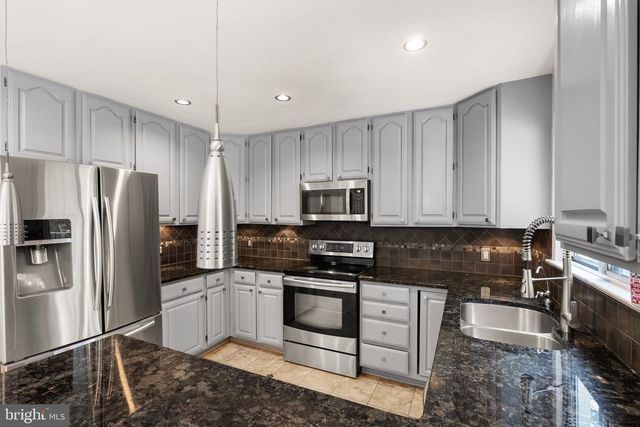 18 SOLITAIRE CT, Gaithersburg, MD 20878