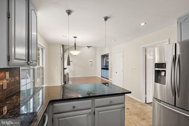 18 SOLITAIRE CT, Gaithersburg, MD 20878