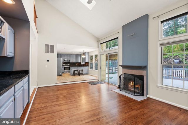 18 SOLITAIRE CT, Gaithersburg, MD 20878