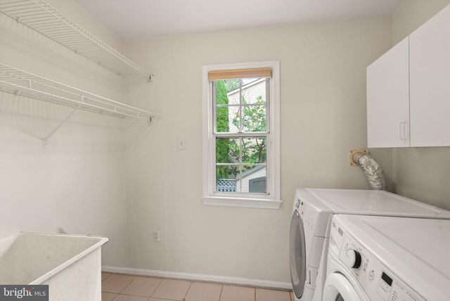 18 SOLITAIRE CT, Gaithersburg, MD 20878