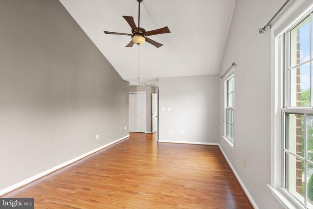 18 SOLITAIRE CT, Gaithersburg, MD 20878