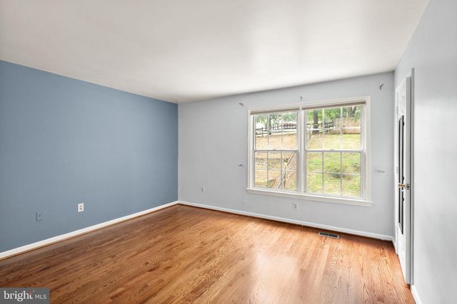 18 SOLITAIRE CT, Gaithersburg, MD 20878