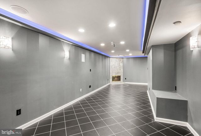 18 SOLITAIRE CT, Gaithersburg, MD 20878