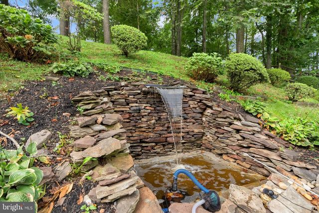 18 SOLITAIRE CT, Gaithersburg, MD 20878