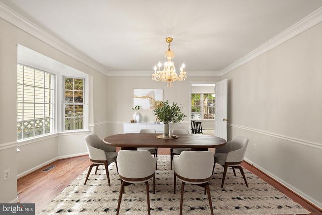 18 SOLITAIRE CT, Gaithersburg, MD 20878