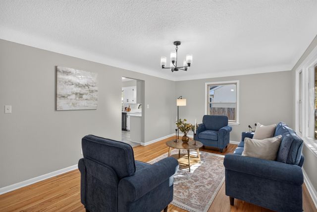 1031 Bayard Avenue, Saint Paul, MN 55102