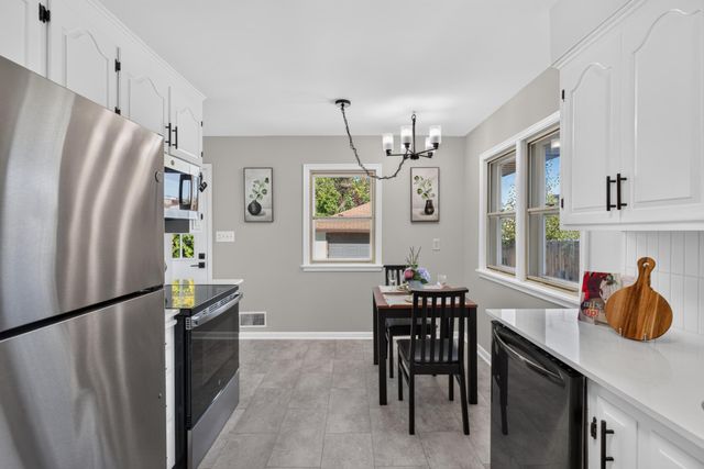 1031 Bayard Avenue, Saint Paul, MN 55102