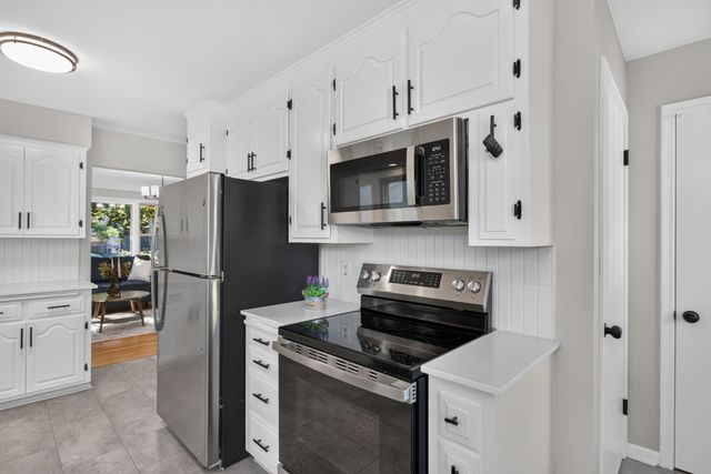 1031 Bayard Avenue, Saint Paul, MN 55102