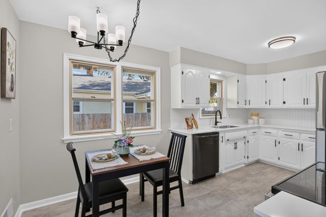 1031 Bayard Avenue, Saint Paul, MN 55102