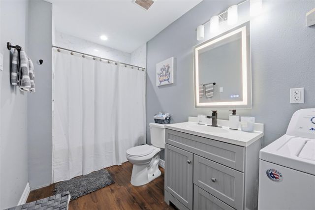 321 Reid Street, Houston, TX 77022