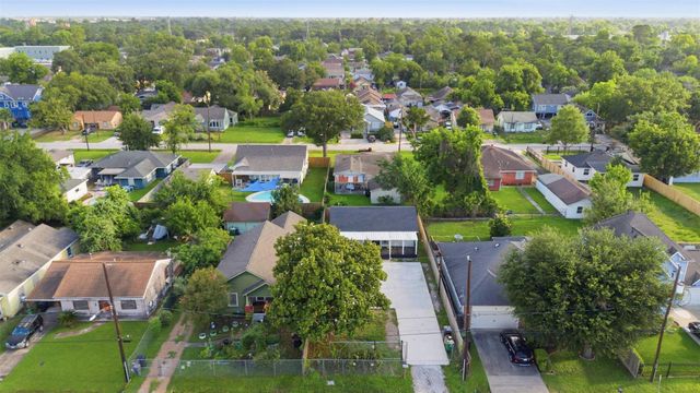 321 Reid Street, Houston, TX 77022