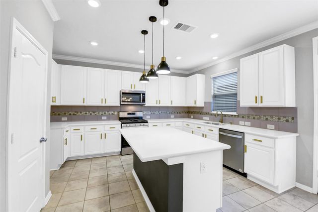 8607 Cedar Brook Point Drive, Houston, TX 77080