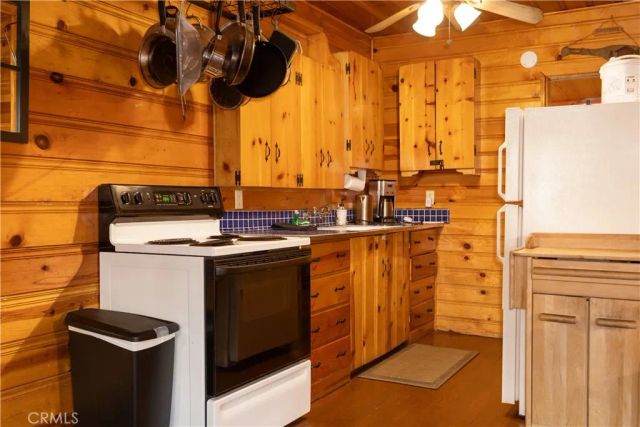 796 Silver Tip Drive, Big Bear Lake, CA 92315