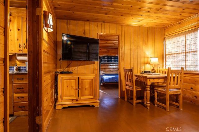 796 Silver Tip Drive, Big Bear Lake, CA 92315