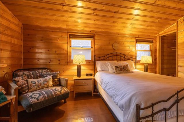 796 Silver Tip Drive, Big Bear Lake, CA 92315