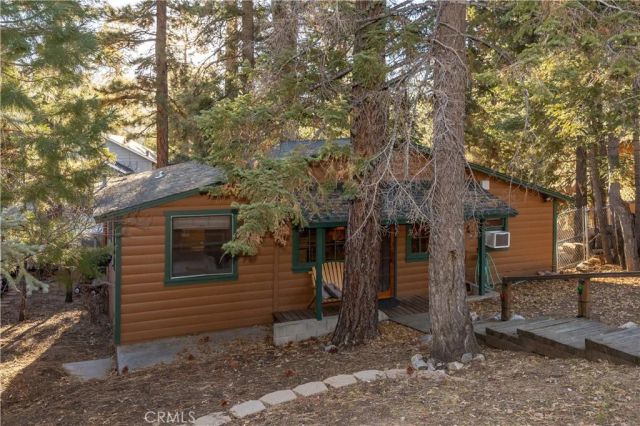 796 Silver Tip Drive, Big Bear Lake, CA 92315