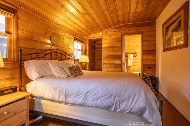 796 Silver Tip Drive, Big Bear Lake, CA 92315