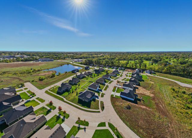 6900 ARMSTRONG DR, Columbia, MO 65202