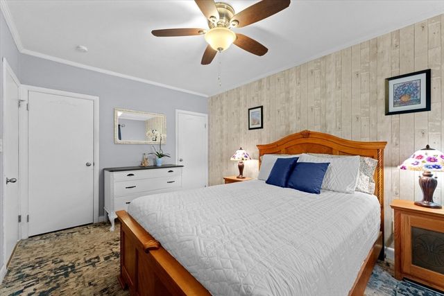 40 Tremont Ave, Taunton, MA 02780