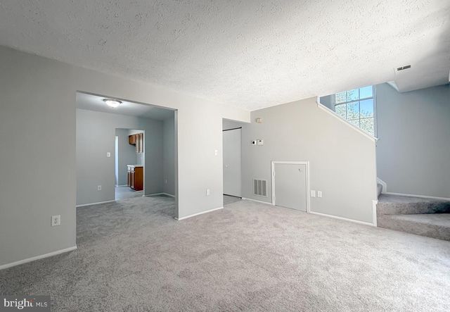 4160 LOG TEAL DR, Waldorf, MD 20603