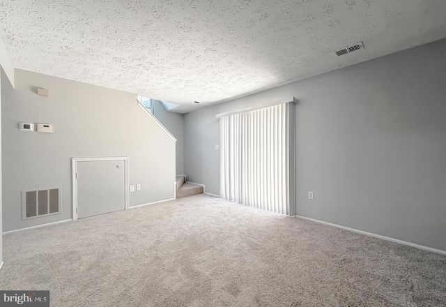 4160 LOG TEAL DR, Waldorf, MD 20603