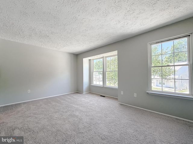 4160 LOG TEAL DR, Waldorf, MD 20603