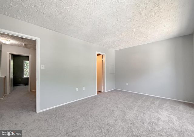 4160 LOG TEAL DR, Waldorf, MD 20603